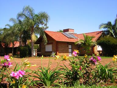 Hotel Cabanas Del Parque Oberá Kültér fotó